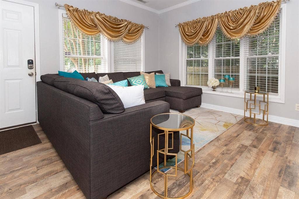 4 BR in Charlotte