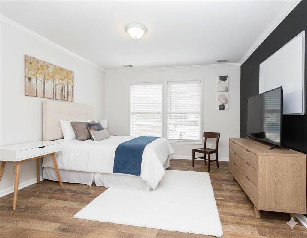 4 BR in Charlotte