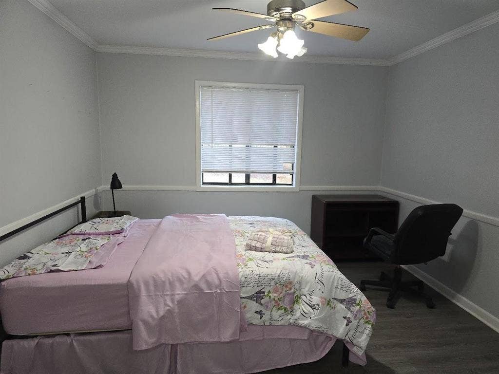 7 BR in Lawrenceville