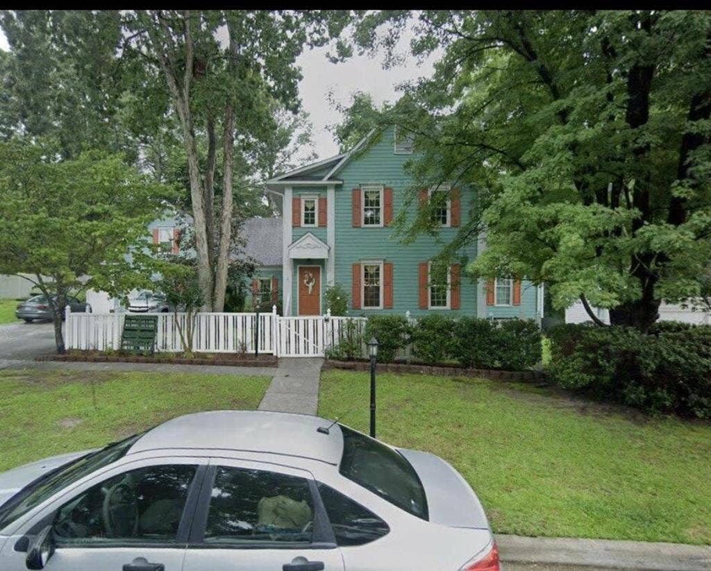 2 BR in Fayetteville