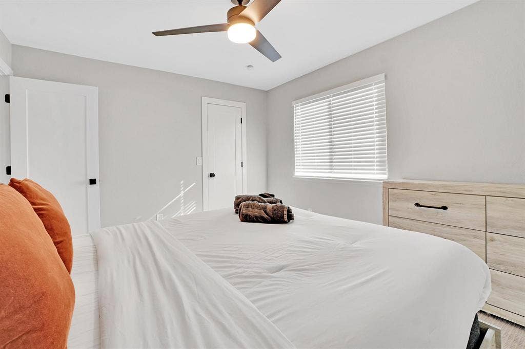 8 BR in Westminster