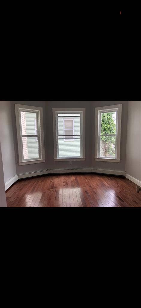 Looking for roommate!!