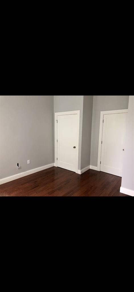 Looking for roommate!!