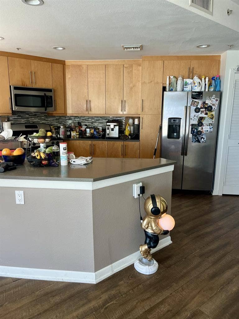 2 rooms, private bath, ocean view