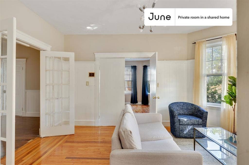 4 BR in Boston