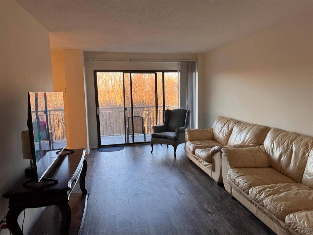 Master Bed Room for Rent