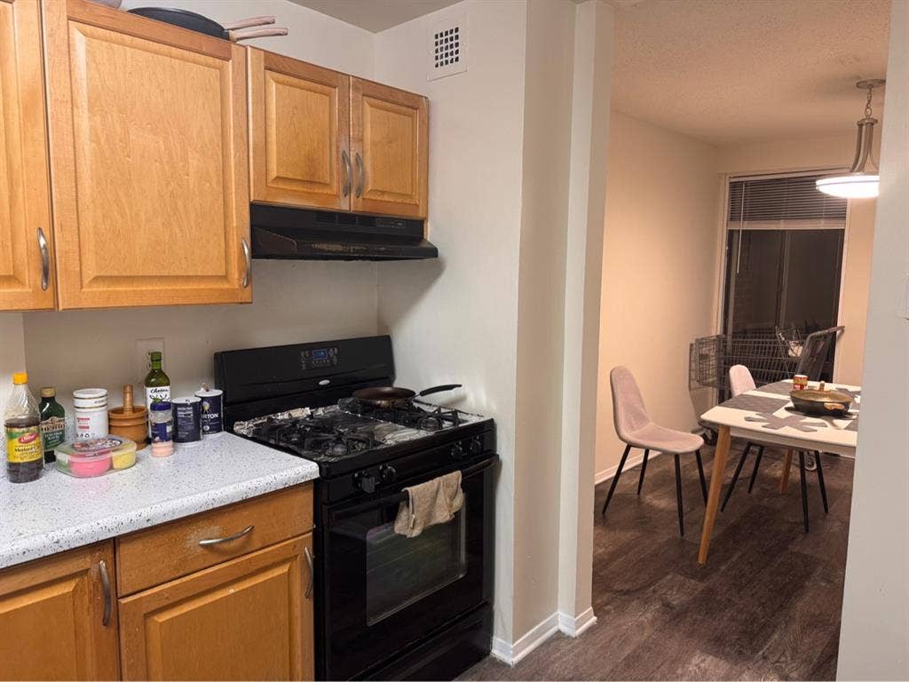 Master Bed Room for Rent