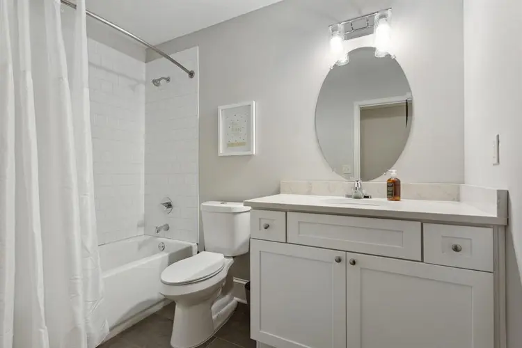 7 BR in Lawrenceville