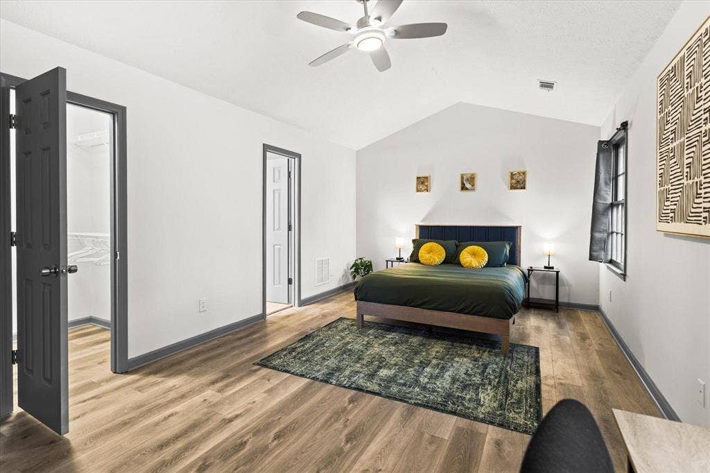 6 BR in Conyers