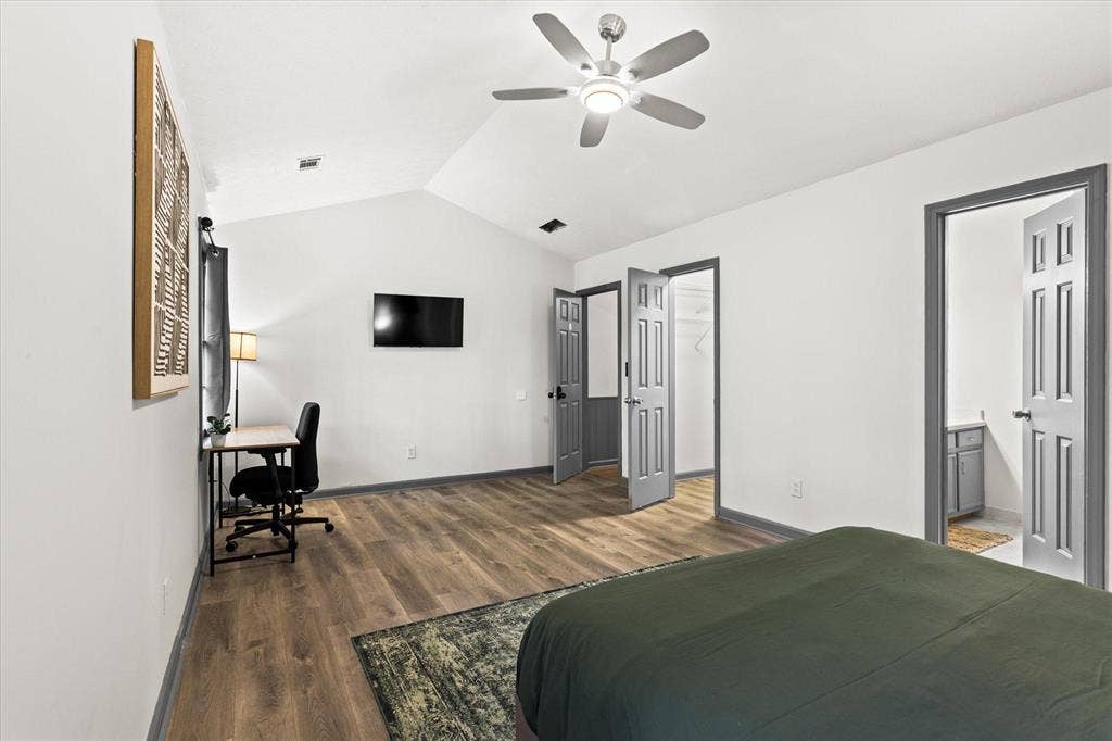 6 BR in Conyers