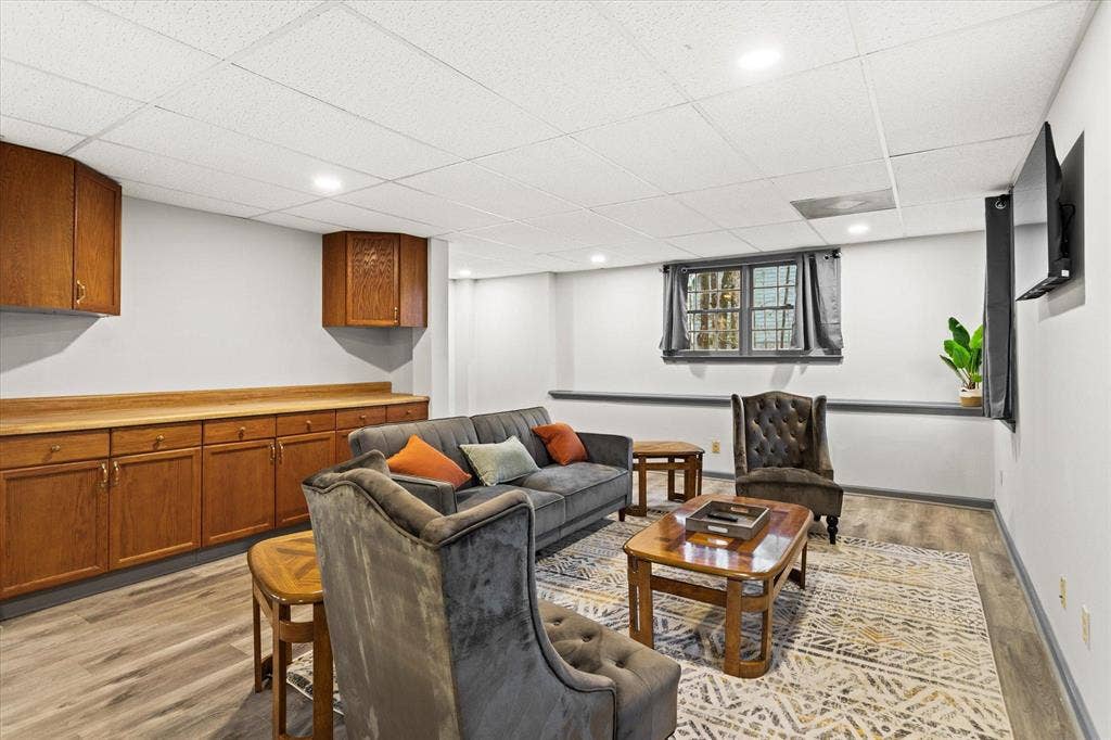 6 BR in Conyers