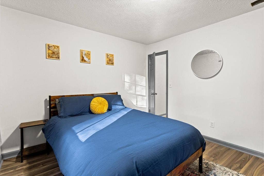 6 BR in Conyers
