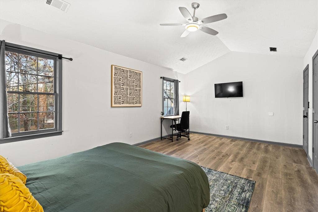 6 BR in Conyers