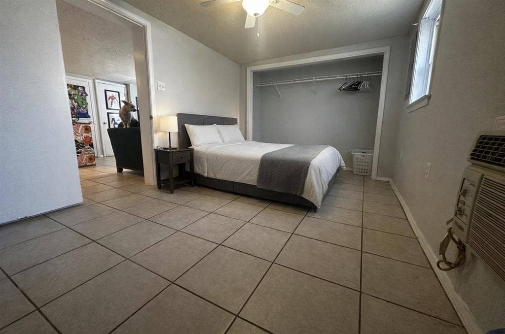 Roommate wanted - Mid-City NOLA