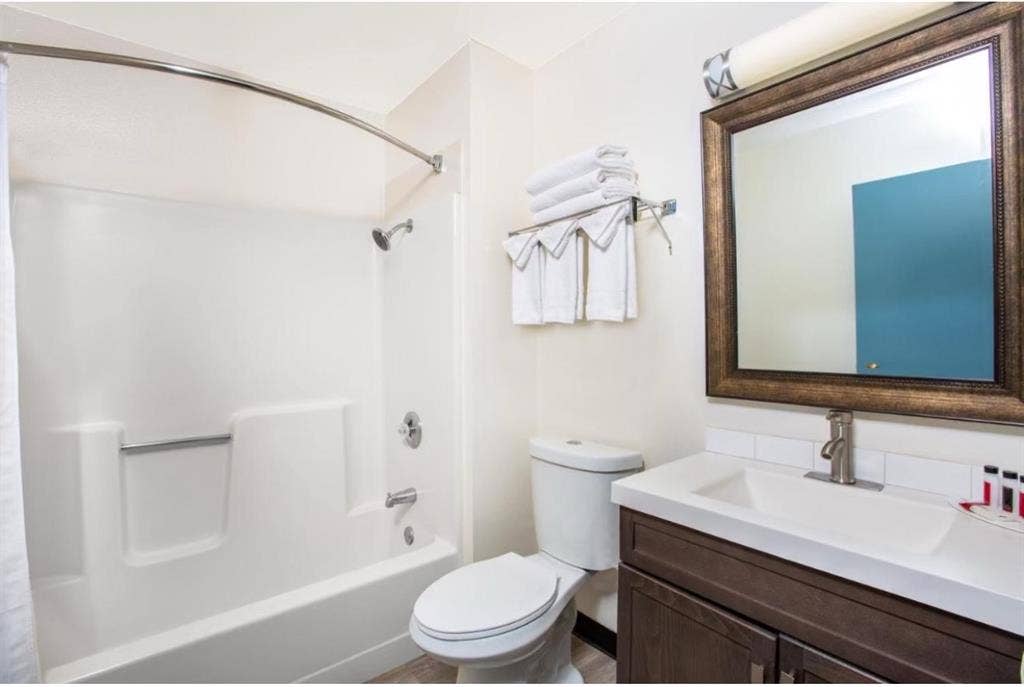 Long-term lodging special