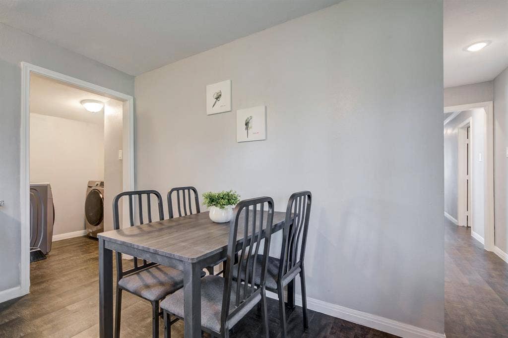9 BR in Houston