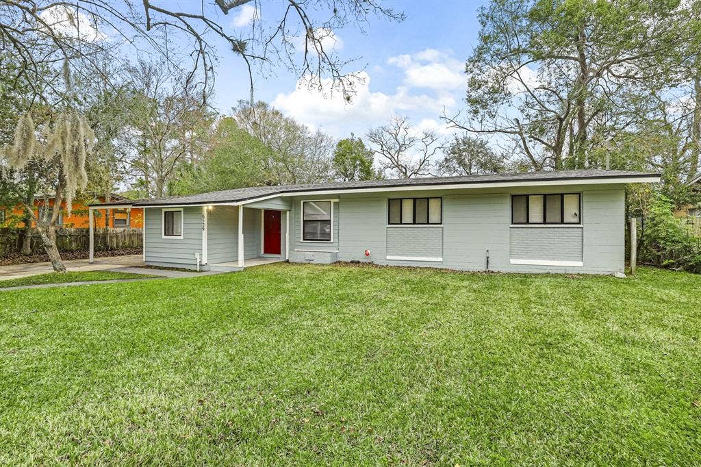 6 BR in Jacksonville