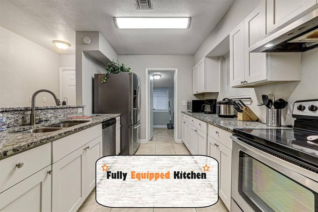 6 BR in Jacksonville