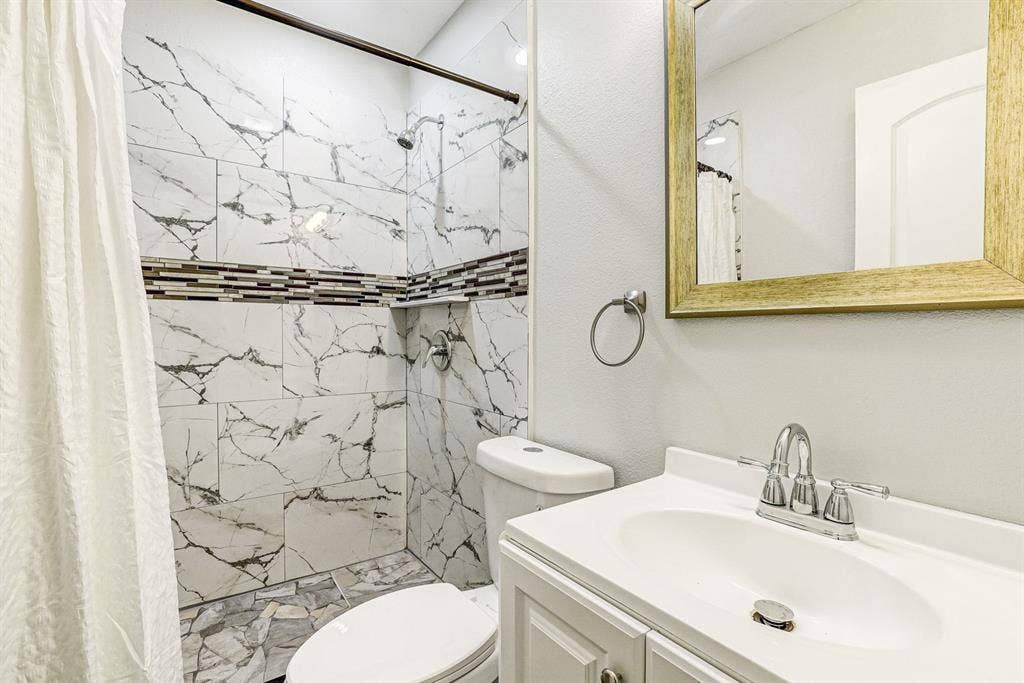 6 BR in Jacksonville