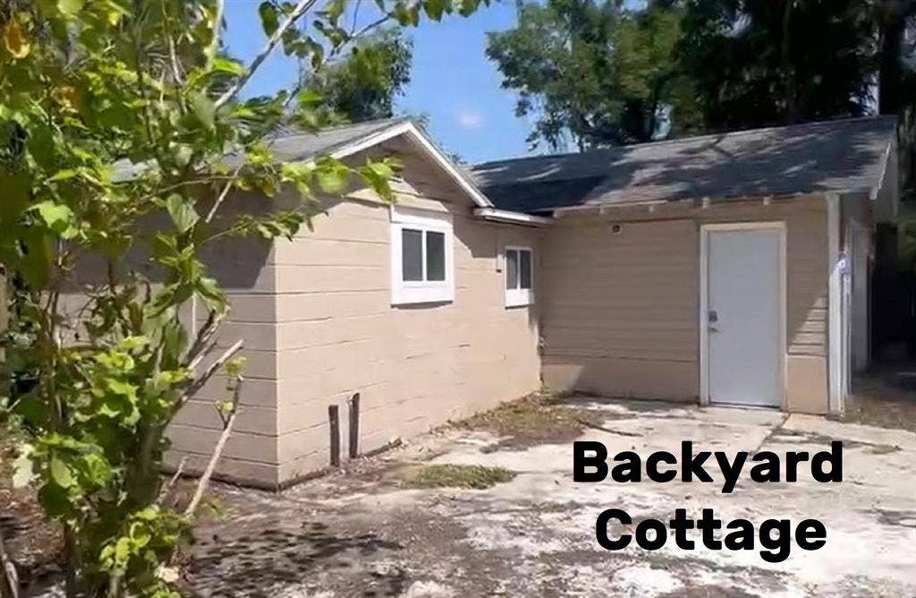 9 BR in Jacksonville