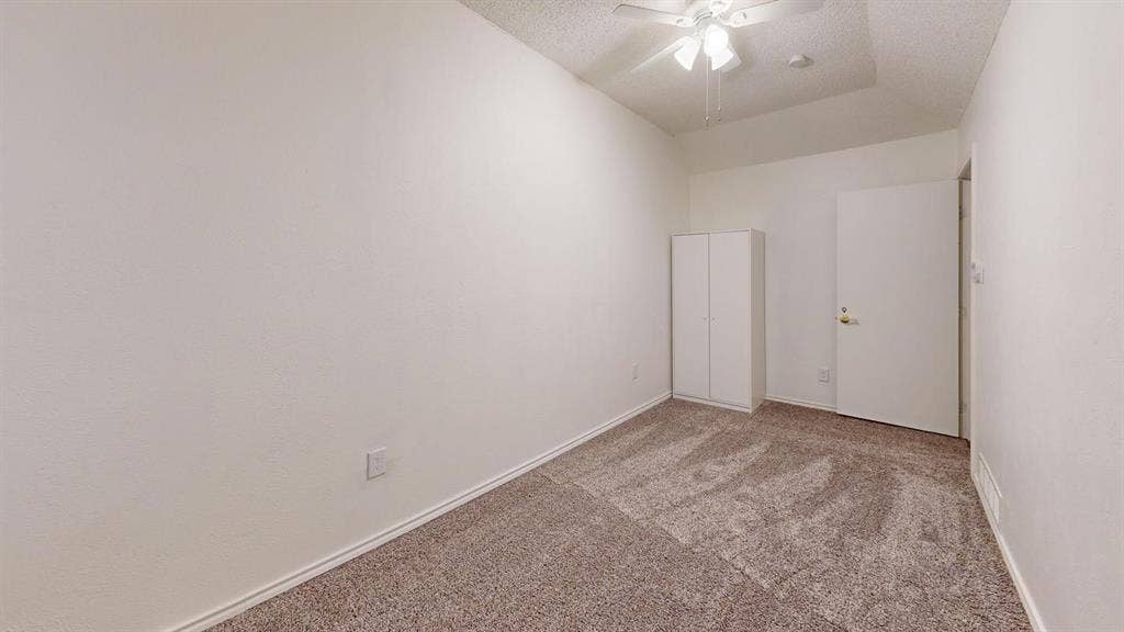 1 BR in Arlington
