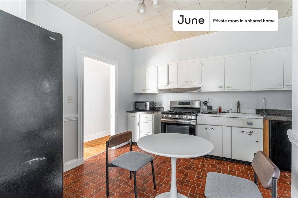 3 BR in Boston