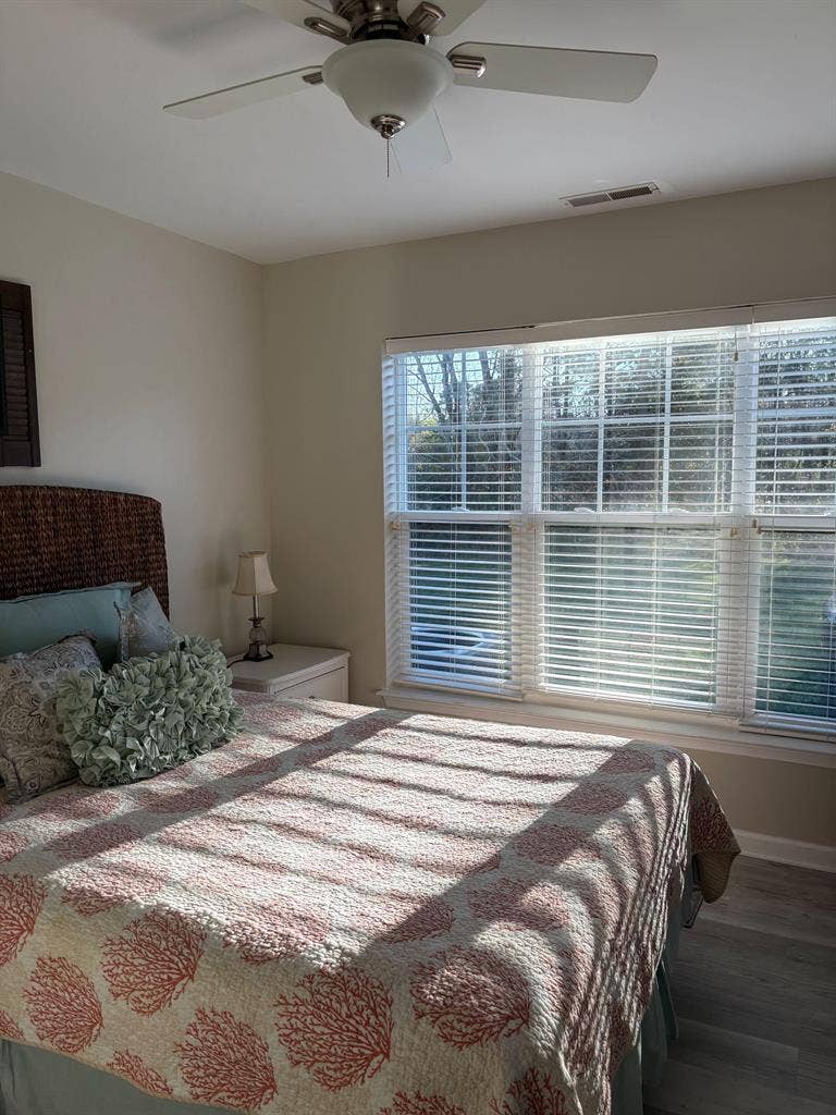 5 BR in Frankford