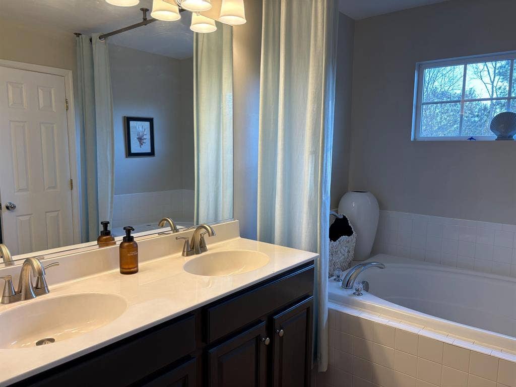 5 BR in Frankford
