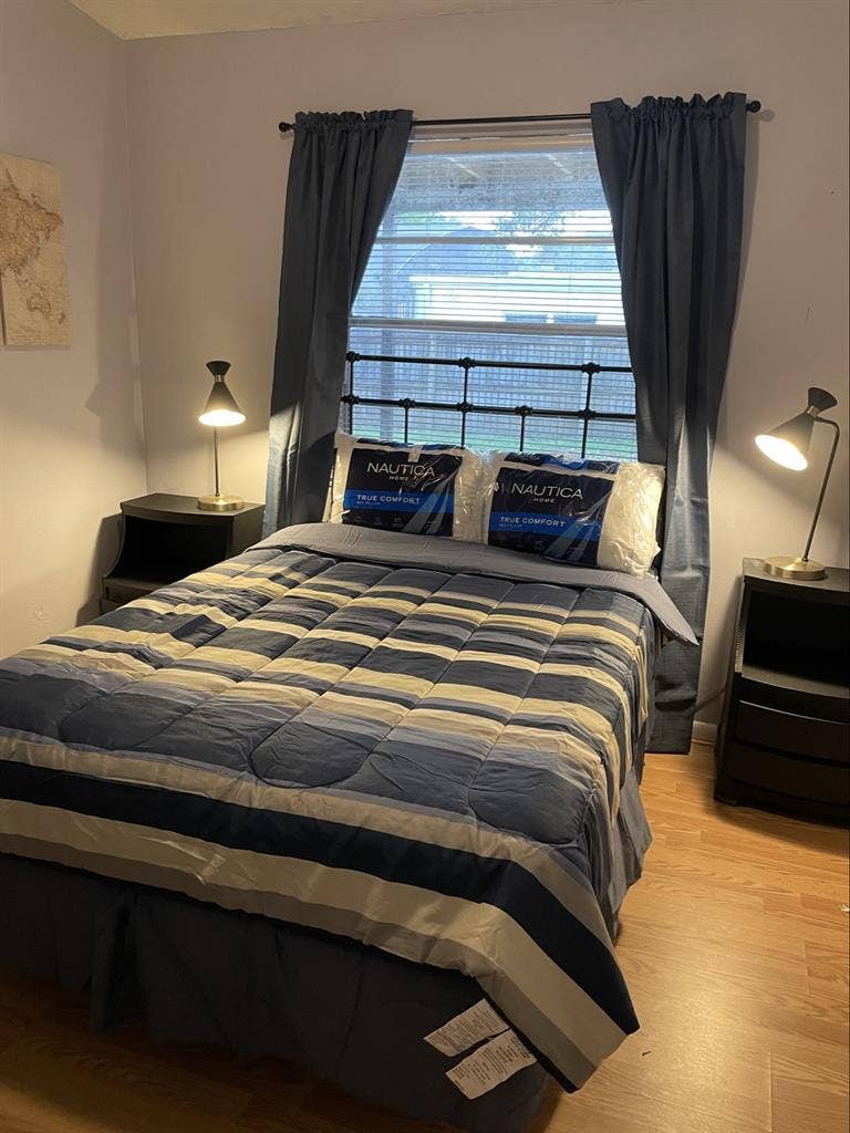 Room for rent in Casselberry.