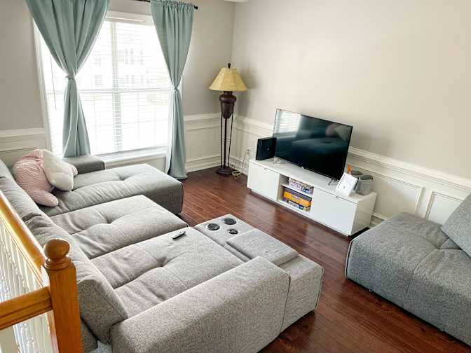 2 ROOMs AVAILABLE IN DULUTH