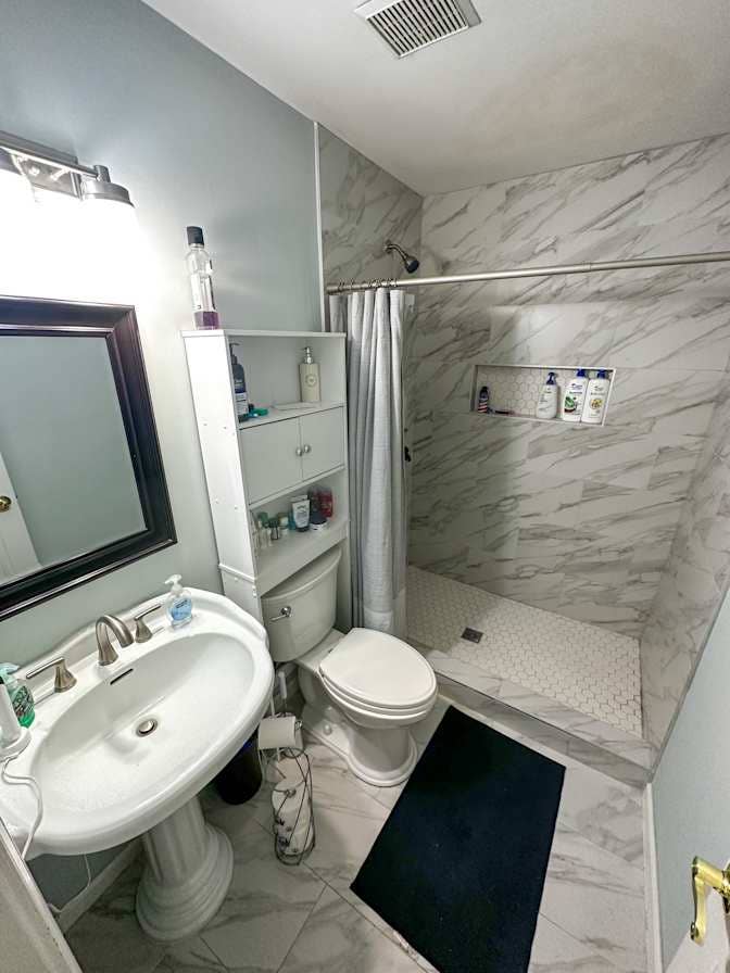 2 ROOMs AVAILABLE IN DULUTH