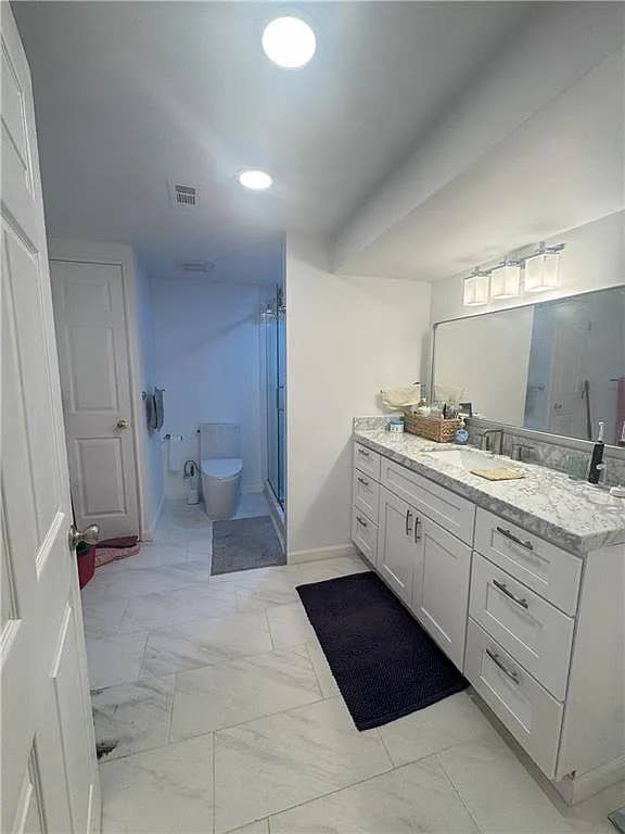 7 BR in Duluth