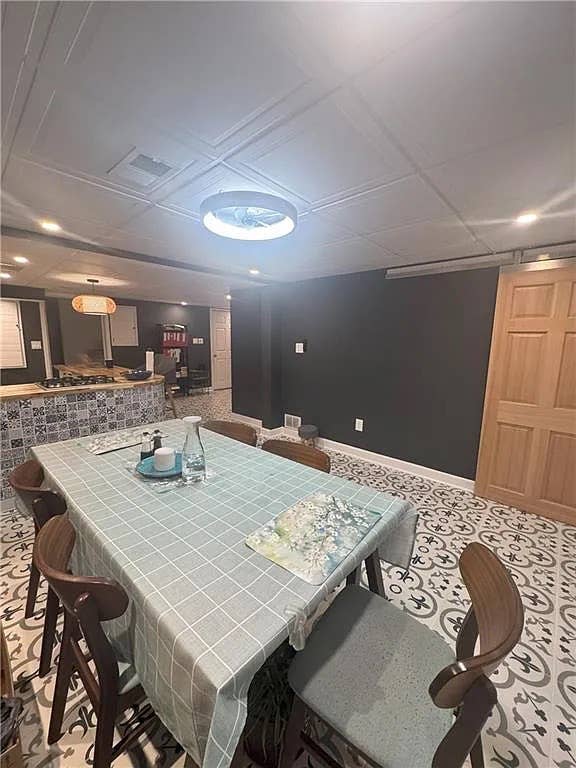 7 BR in Duluth