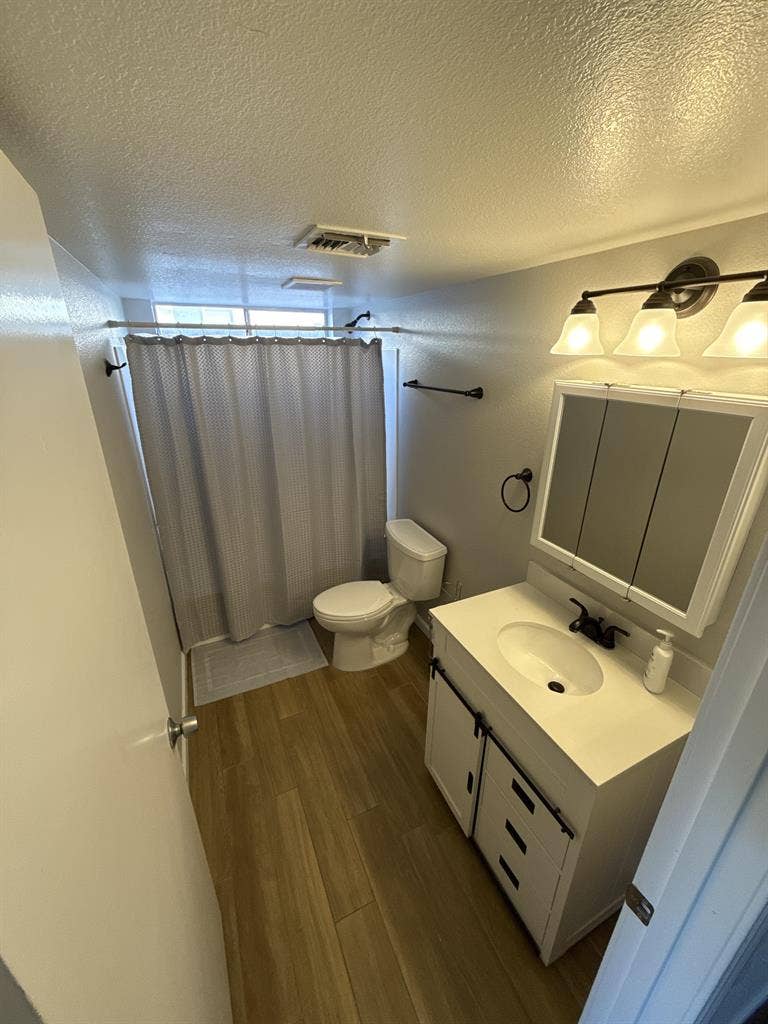 9 BR in Mesa