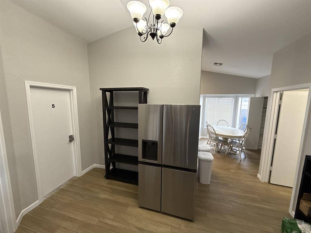 9 BR in Mesa