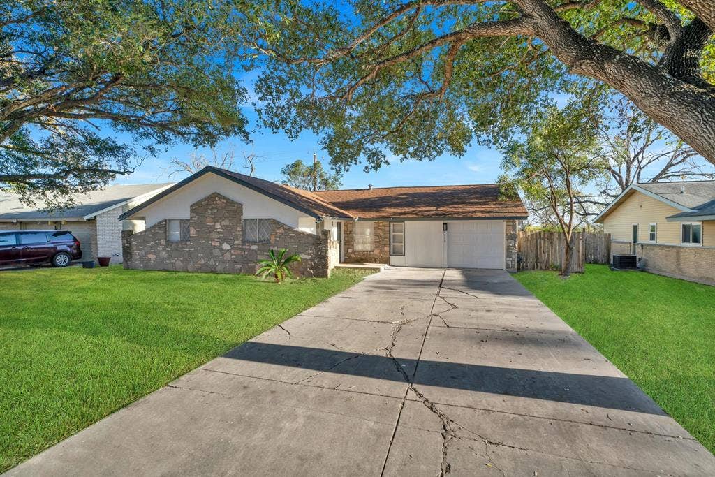 5 BR in San Antonio