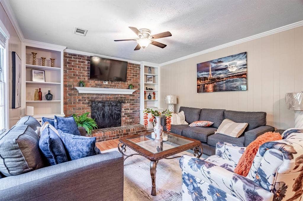7 BR in Decatur