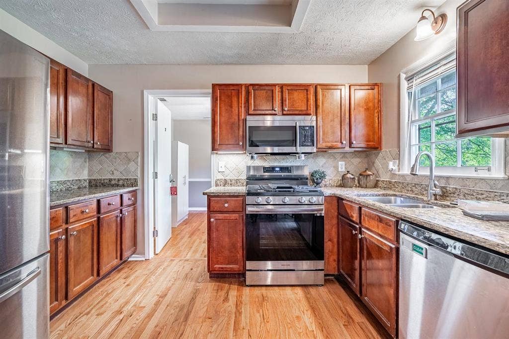 7 BR in Decatur