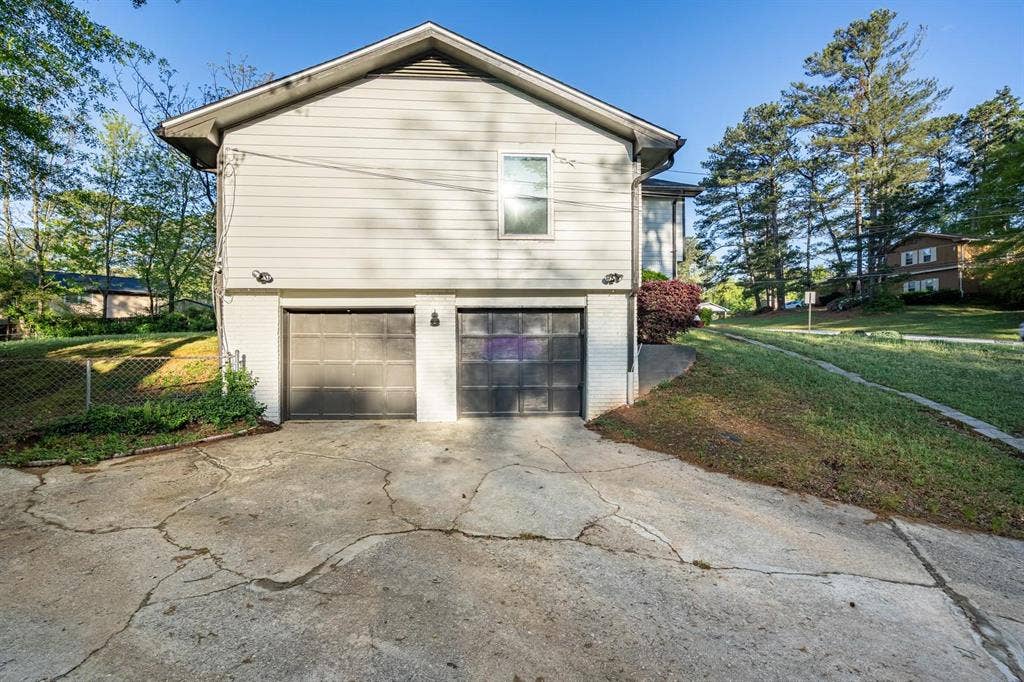 7 BR in Decatur