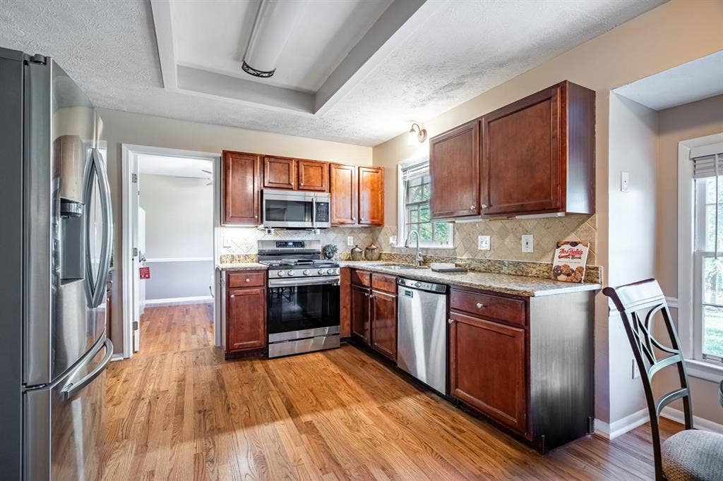 7 BR in Decatur