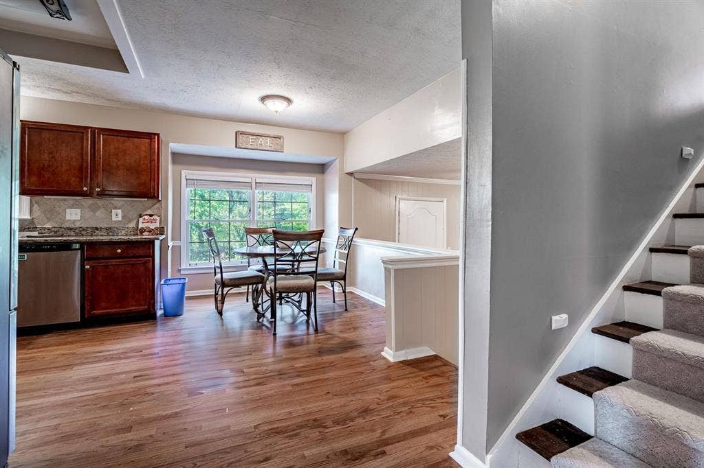 7 BR in Decatur