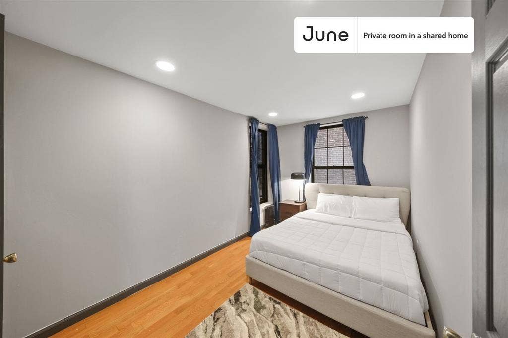 3 BR in New York City