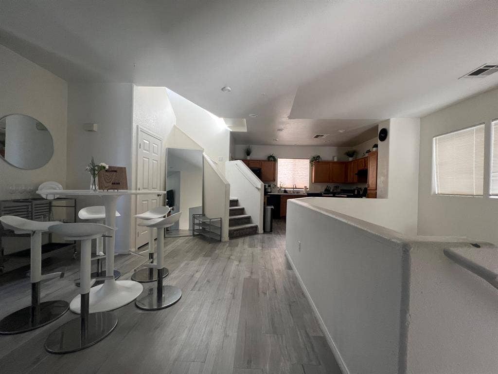 2 BR in Las Vegas