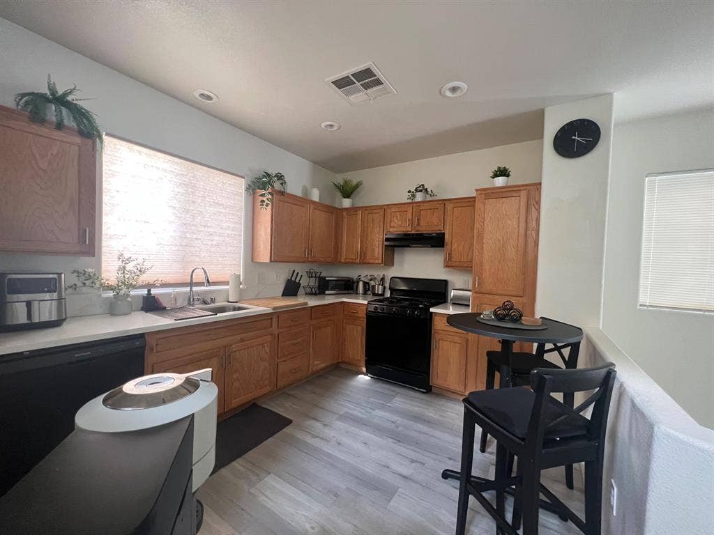 2 BR in Las Vegas