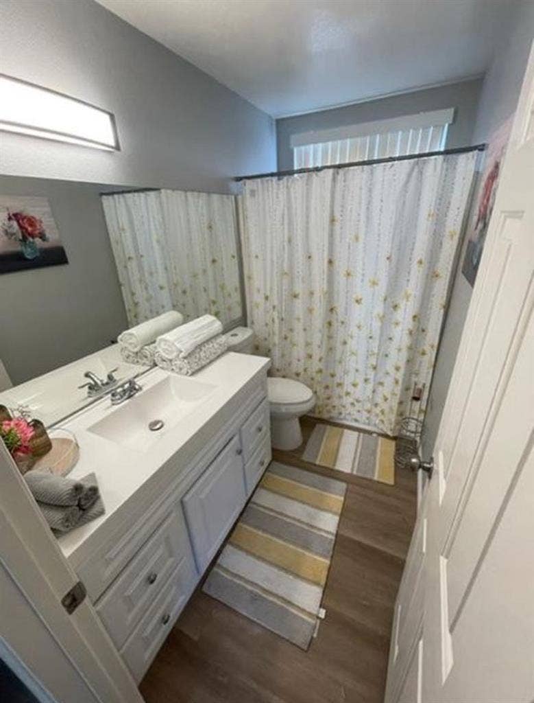 Beautiful house, great location!