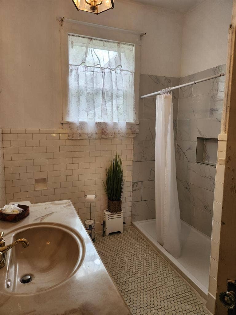 6 BR in Baton Rouge