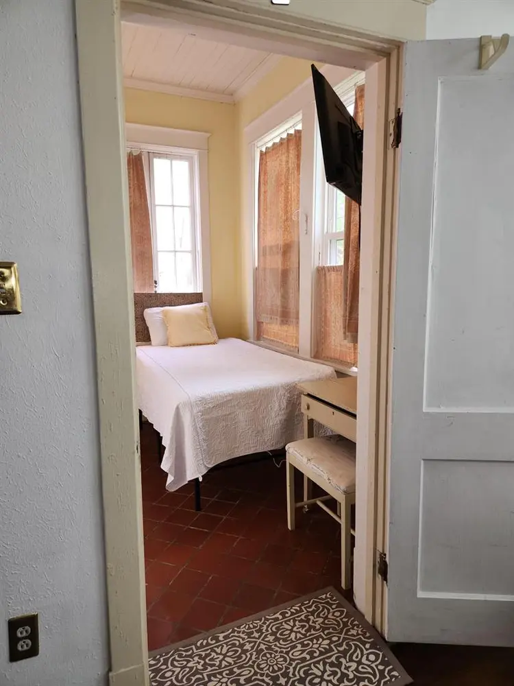 6 BR in Baton Rouge