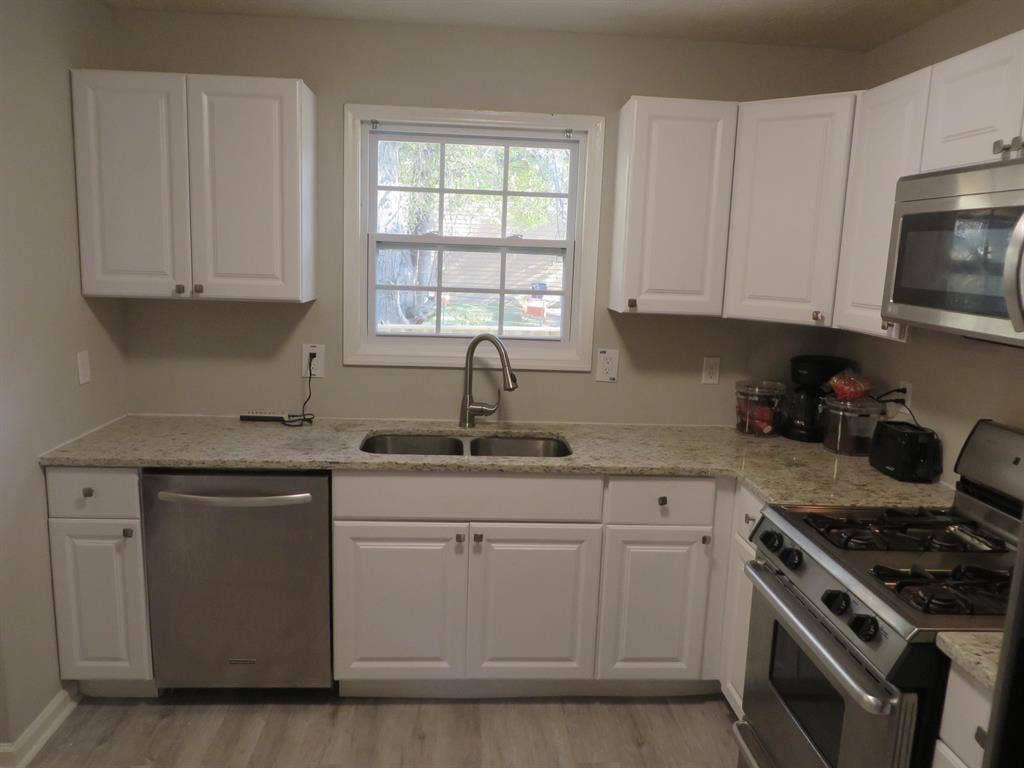 6 BR in College Park
