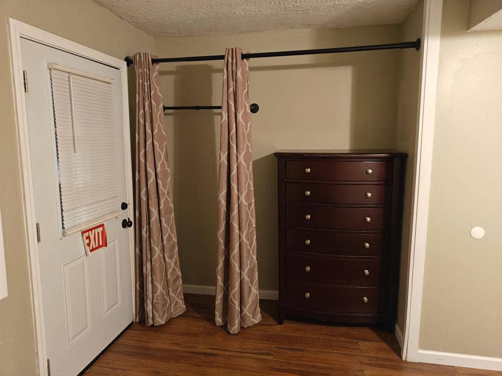6 BR in College Park
