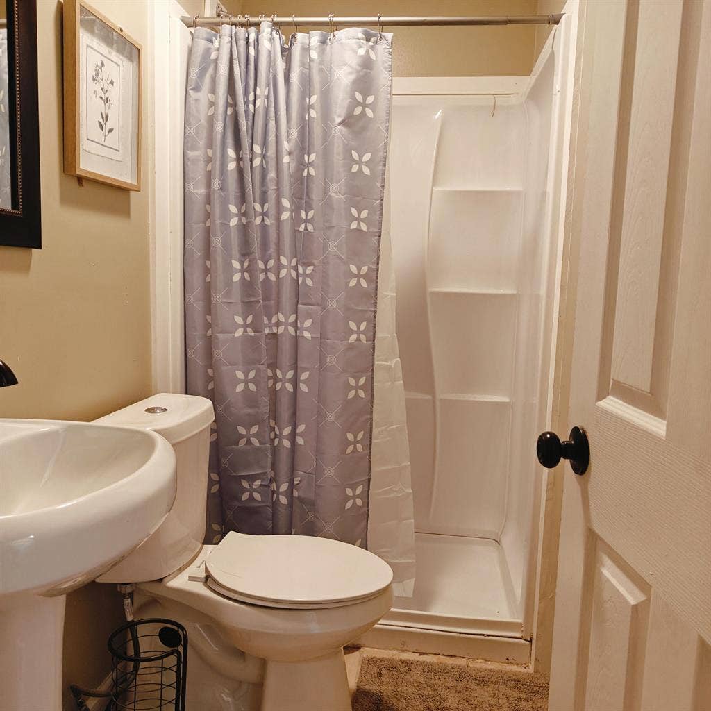 6 BR in College Park